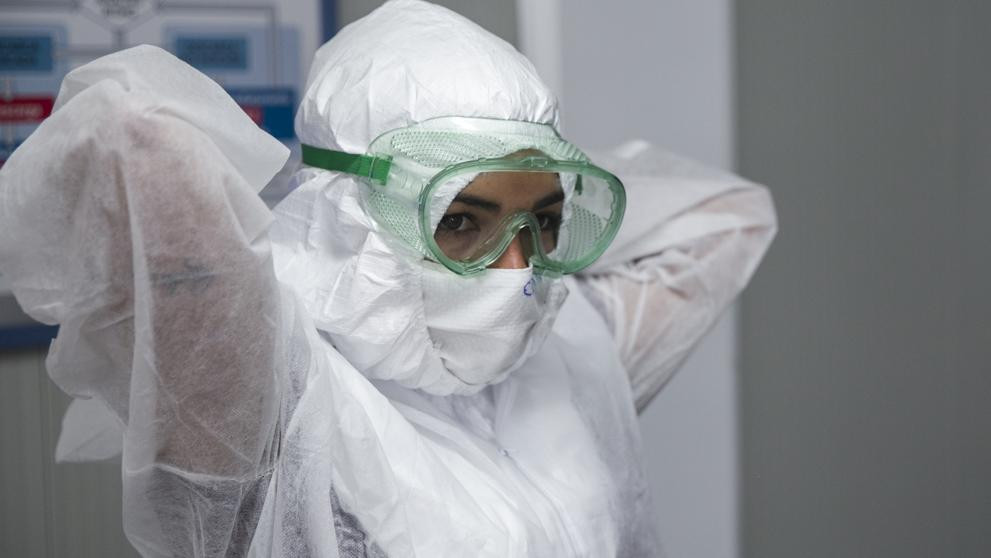 EuropaPress 2777149 personal sanitario forma colocacion retirada equipo proteccion individual epi 20200403213010 kq1F U48343901633eCC 992x558@LaVanguardia Web